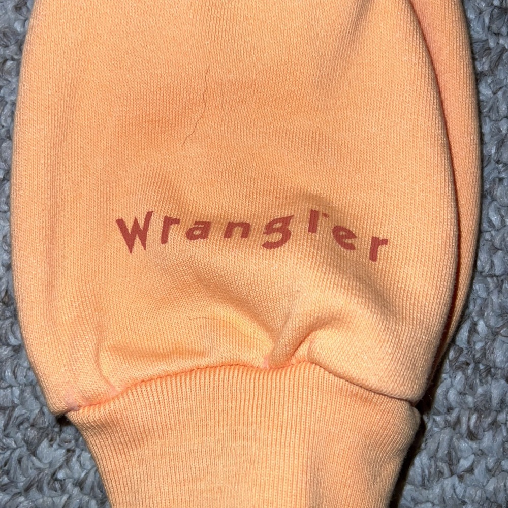 Wrangler pullover - Picture 2 of 3